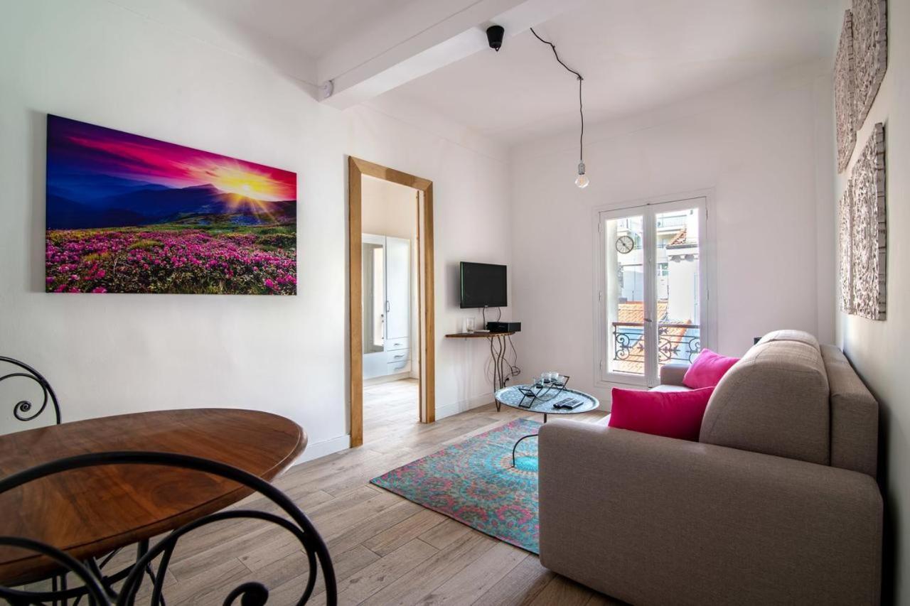 Romantic And New Apartment In The Famous Rue Meynadier In The Supercentre Of Cannes Luaran gambar